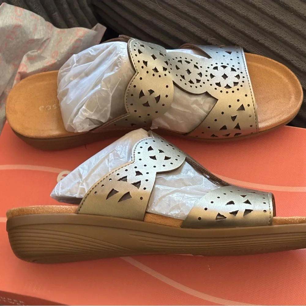 Easy Spirit Metallic Slide Sandals - Picture 2 of 3